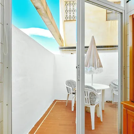 Modern Relax Oasis With Pool, 150m From The Sea *