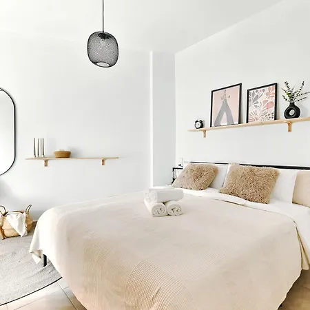 Modern Relax Oasis With Pool, 150m From The Sea