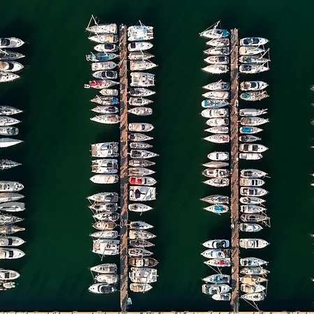 Modern Relax Oasis With Pool, 150m From The Sea