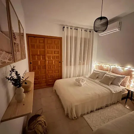 Modern Relax Oasis With Pool, 150m From The Sea