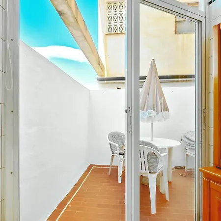 Modern Relax Oasis With Pool, 150m From The Sea 펜션 또레비에하