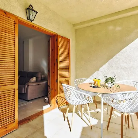 Modern Relax Oasis With Pool, 150m From The Sea