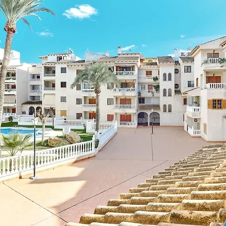 Modern Relax Oasis With Pool, 150m From The Sea 펜션