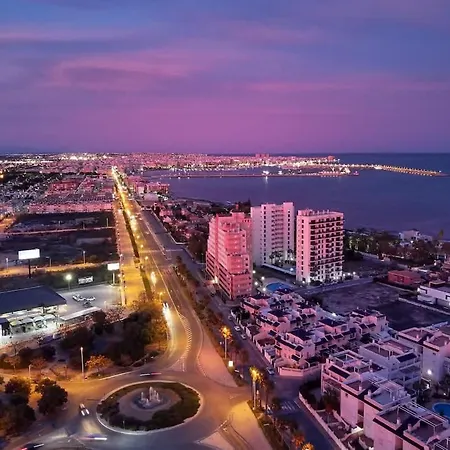 펜션 Modern Relax Oasis With Pool, 150m From The Sea *