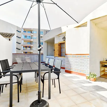 公寓 Modern Relax Oasis With Pool, 150m From The Sea