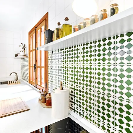 Modern Relax Oasis With Pool, 150m From The Sea *